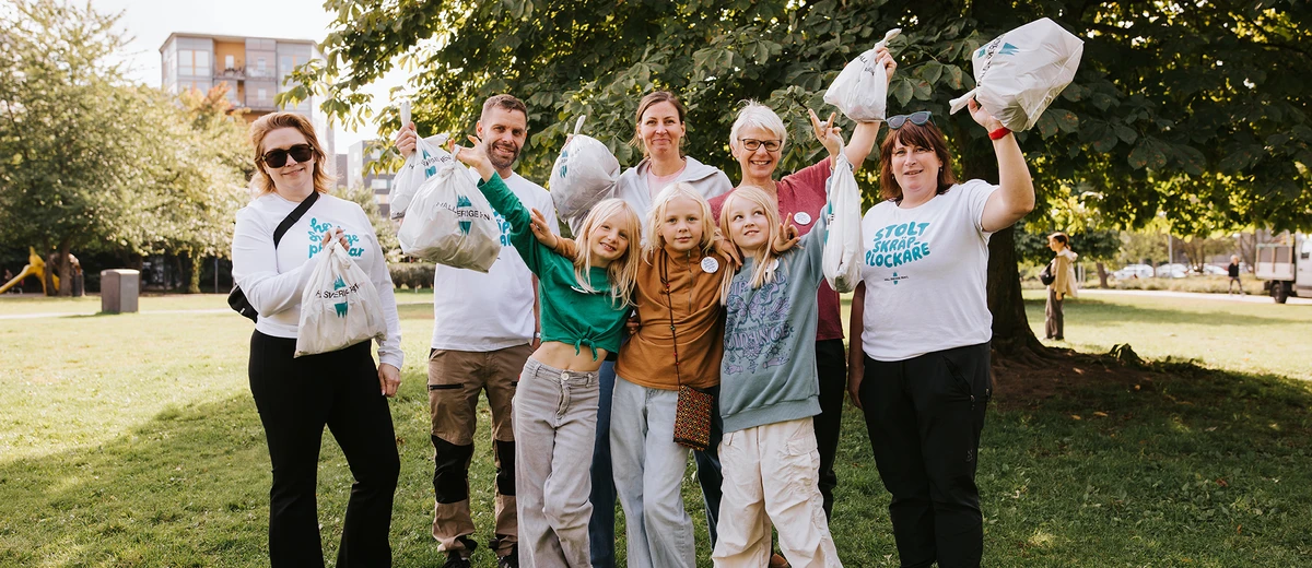 Skräpplockare i grupp