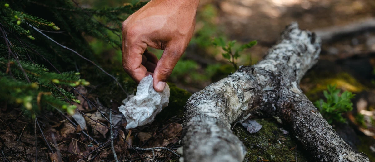 Våtservett i naturen