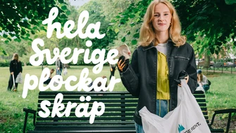 Bild på tjej som plockar skräp