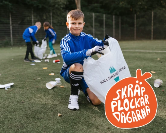 Pojke plockar skräp